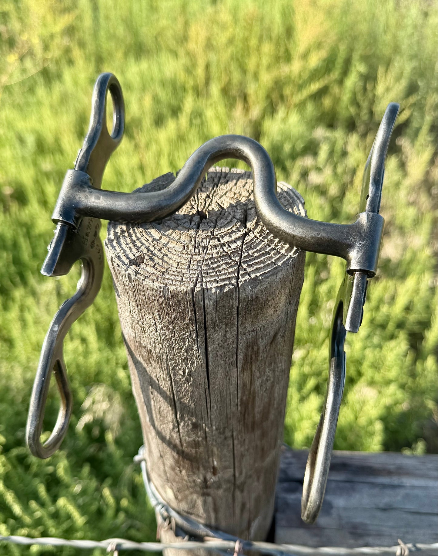 Calvary style shank with 27 style mouthpiece