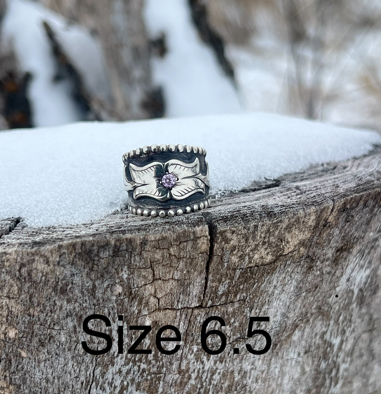 Beaded border ring
