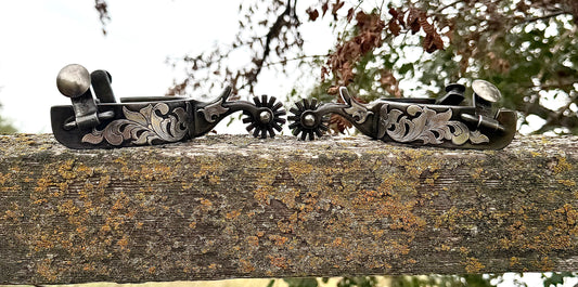 Womens single mounted spurs